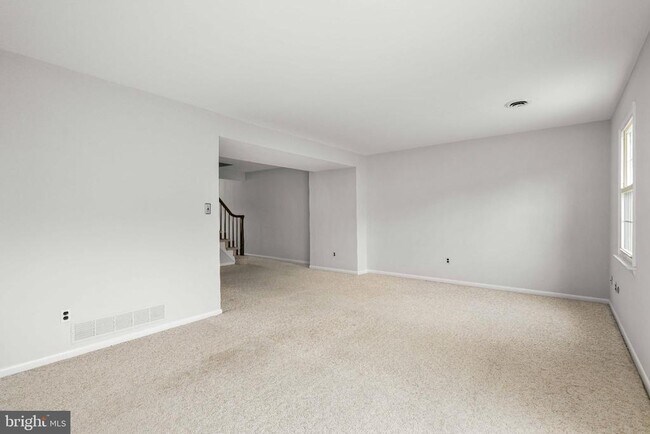 Foto del edificio - 132 E Green Valley Cir