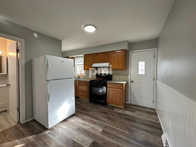 Foto del edificio - 5469 Aspen Ave