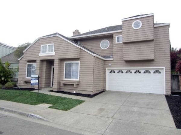 Building Photo - 217 Waterview Ter