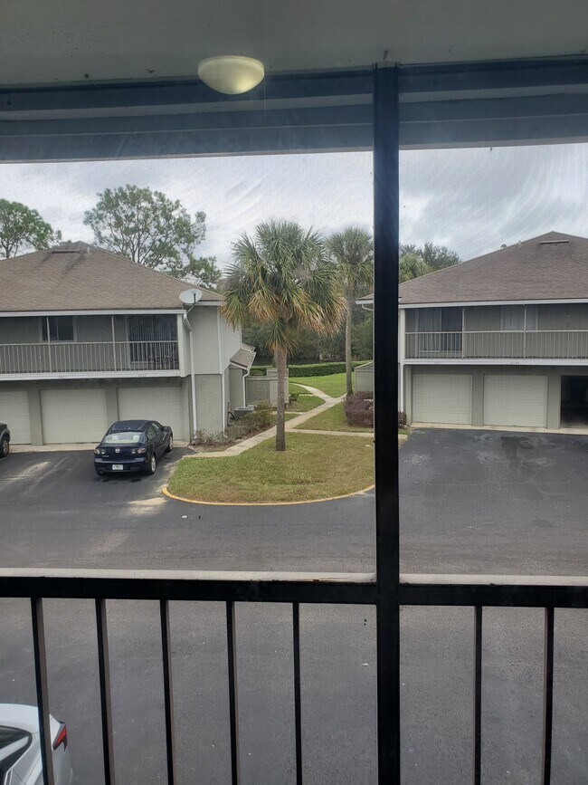 Foto del edificio - 4426 Ring Neck Rd