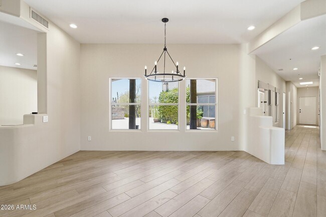 Foto del edificio - 23430 N 82nd St