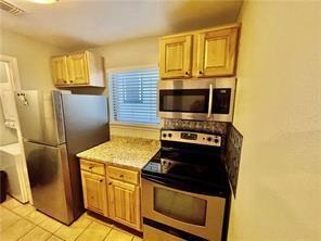 Foto del edificio - 704 W 21st St
