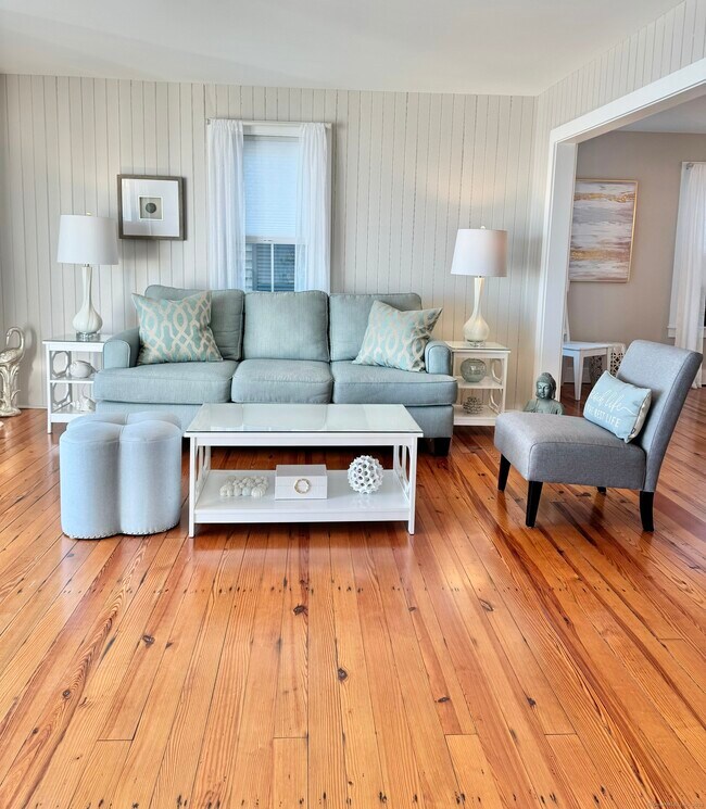 Foto del edificio - 209 Seaside Ave