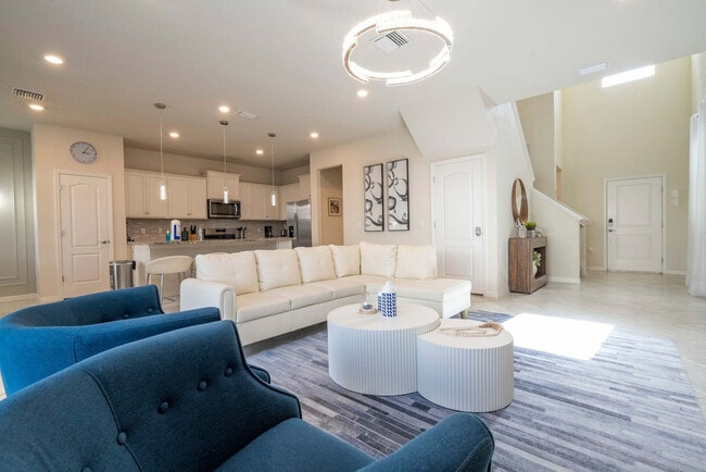 Building Photo - 7392 Oakmoss Loop