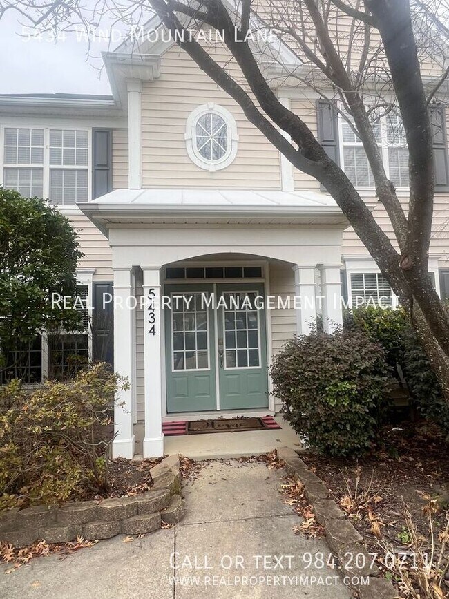 Foto del edificio - 5434 Wind Mountain Ln