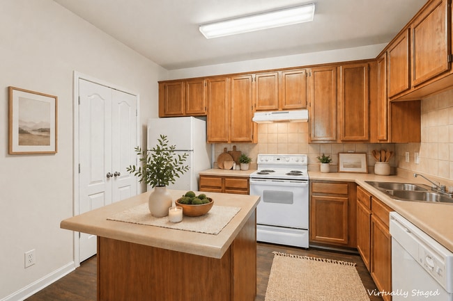 Building Photo - Wesley Stonecrest Apartments at Lithonia