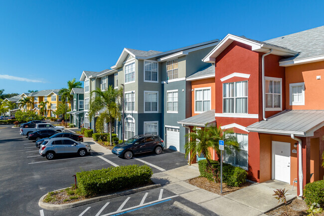 Edificio - Royal Palm Terrace Apartments