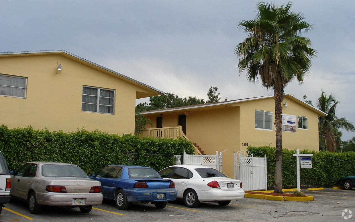 Primary Photo - 1548 SW 5th Pl
