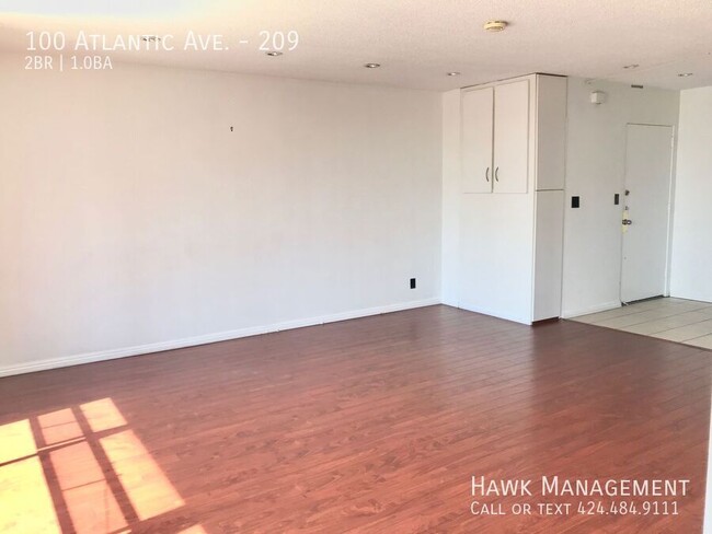 Building Photo - Coming Soon! Chic & Bright 2-Bedroom Condo...