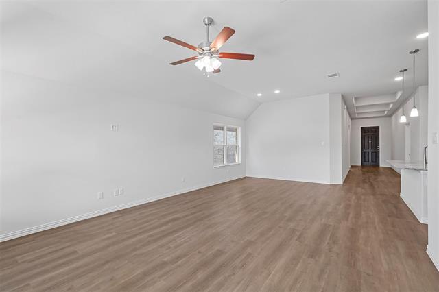 Foto del edificio - 1803 Gateway Ln
