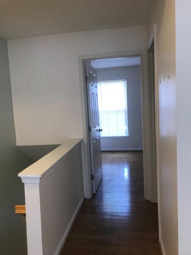 Foto del edificio - 44253 Litchfield Terrace