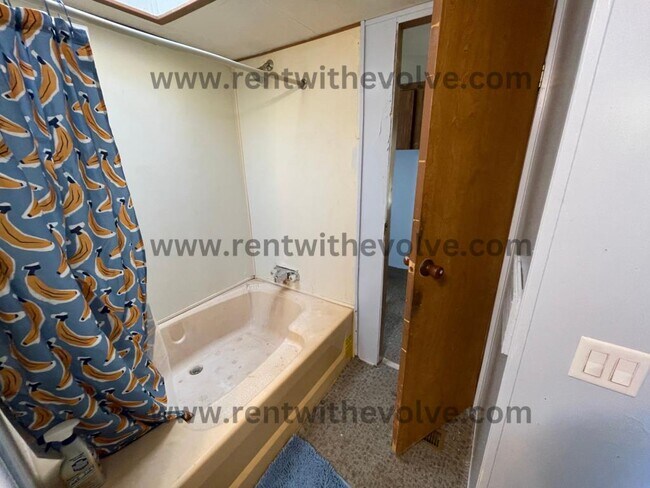 Foto del edificio - 14221 E County Rd 1300 N