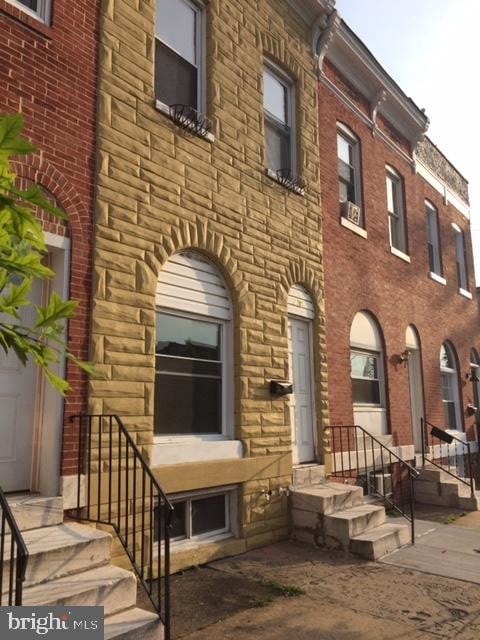 Building Photo - 2305 Ashland Ave