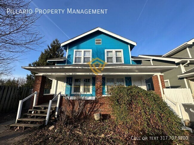 Building Photo - 28 N LaSalle-