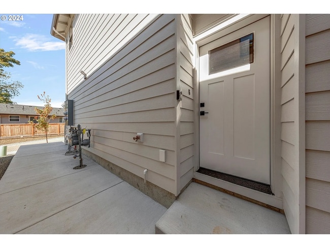 Building Photo - 3815 Rose Ct