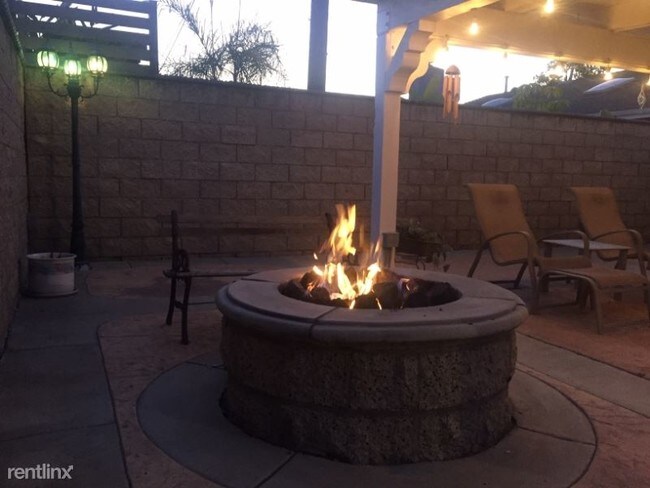 Foto del edificio - 3 br, 2 bath House - 979 Post Rd