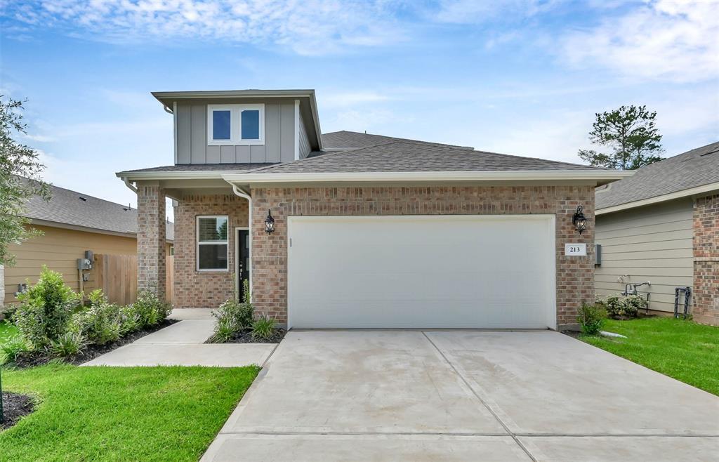 Foto principal - 213 Harper Ridge Dr
