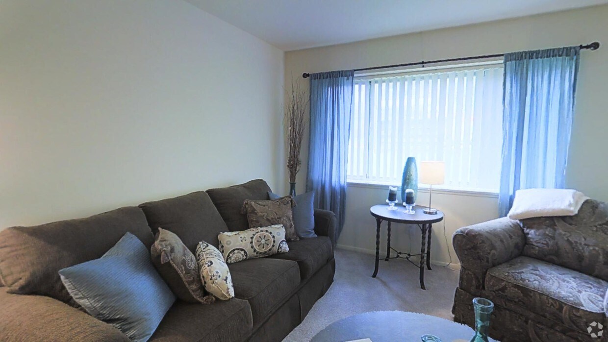 Photo - Huntington Green Apartments