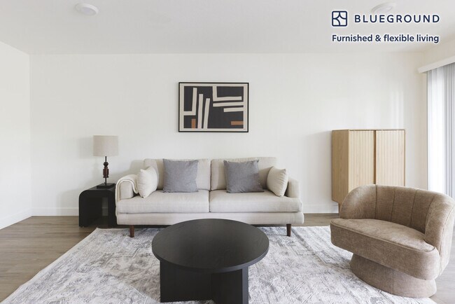 Foto del edificio - 20200 Lucille Ave