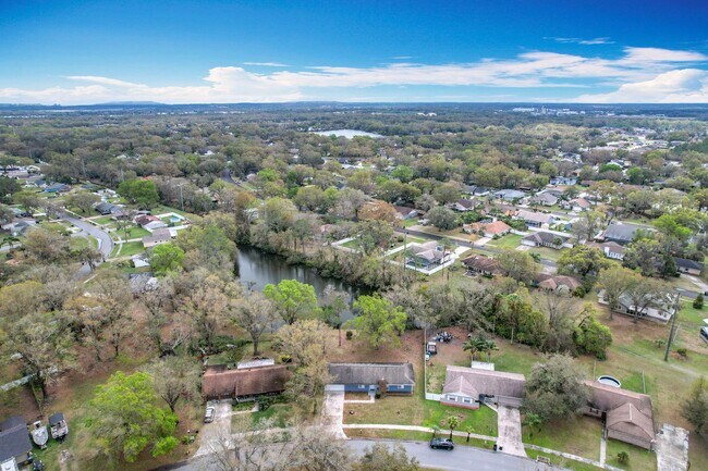 Building Photo - Stunning Waterfront Home located in the de...