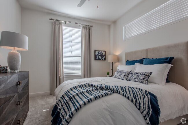 Building Photo - Luxury Living Just Got an Upgrade
