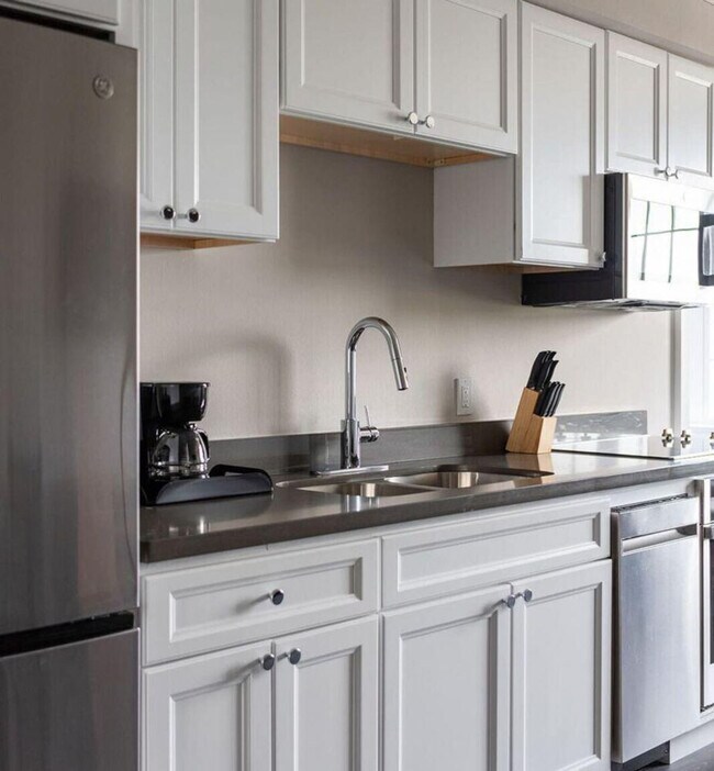 Building Photo - 3500 St Claude Ave