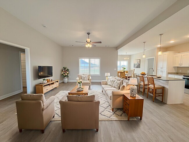 Foto del edificio - 310 Parkersburg Ln