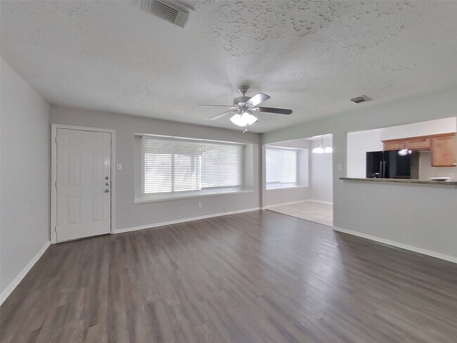 Foto del edificio - 4227 Burkegate Dr