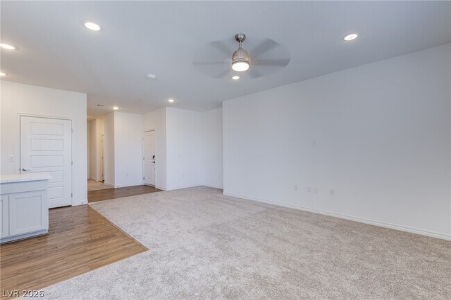 Building Photo - 2555 Hampton Rd