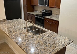 Building Photo - 7903 Bristol Cir