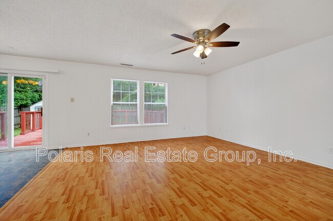 Building Photo - 2009 Dutch Elm Dr