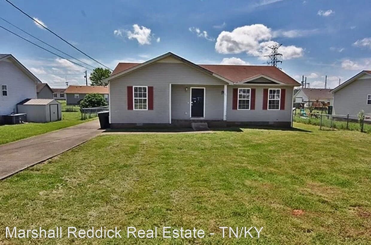 714 Carbondale Dr, Oak Grove, KY 42262 House Rental in Oak Grove, KY