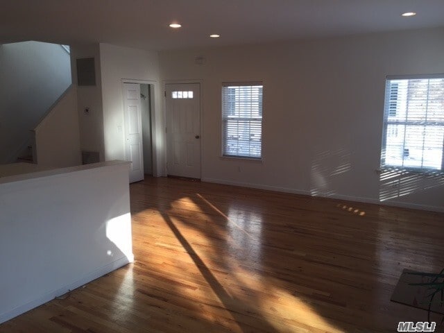 Building Photo - 23 Terrace Ln