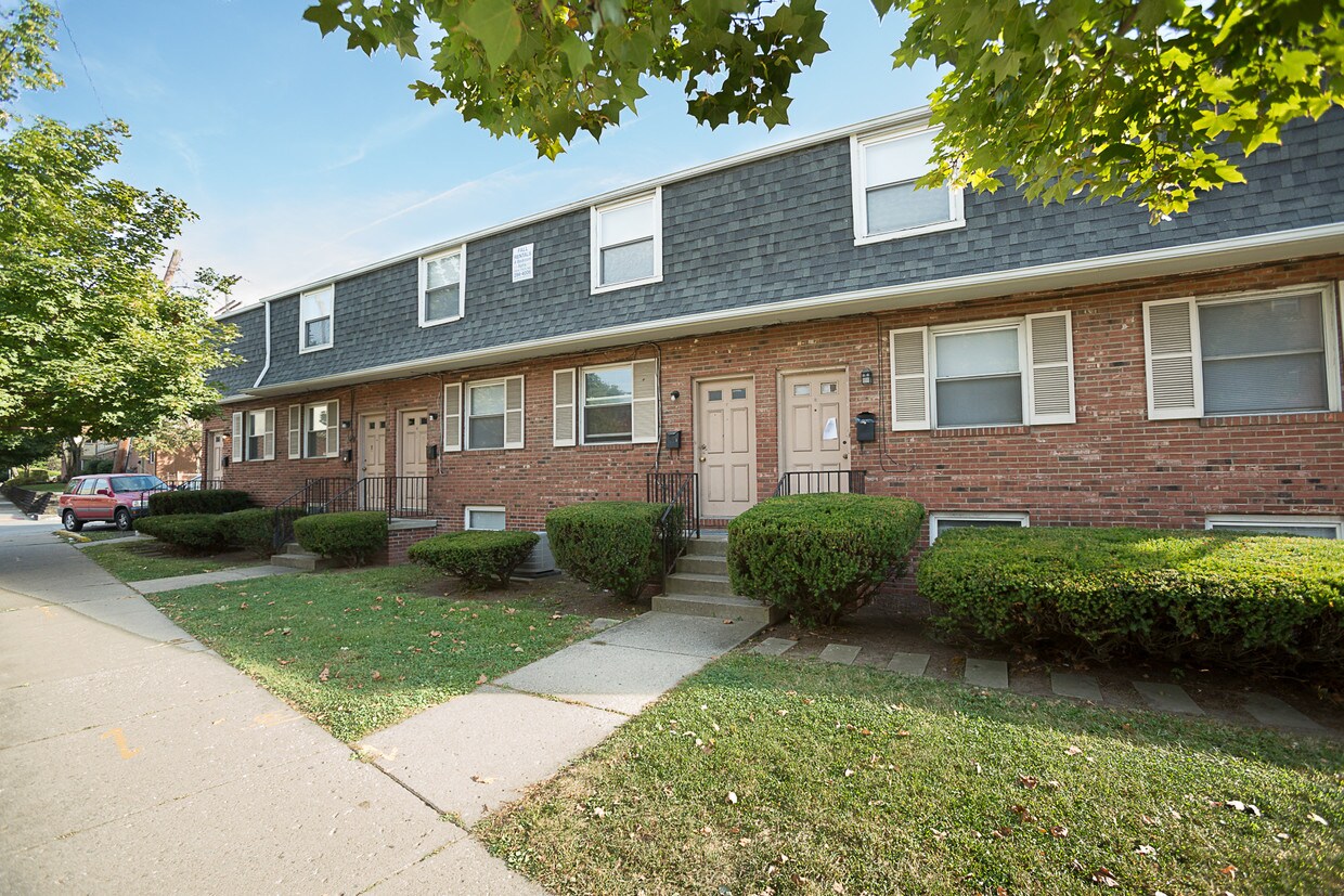 1550 Neil Ave Unit A, Columbus, OH 43201 Apartment for Rent in Columbus, OH