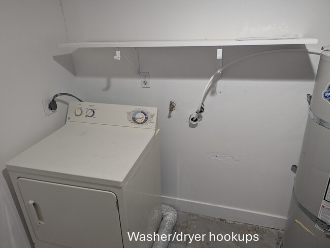 Washer/dryer hookups - 174 E Main St