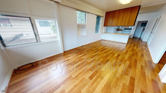 Building Photo - 1586 Nobrega St