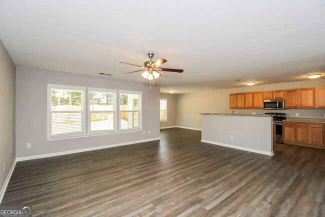 Building Photo - 12 Laurel Branch Ct