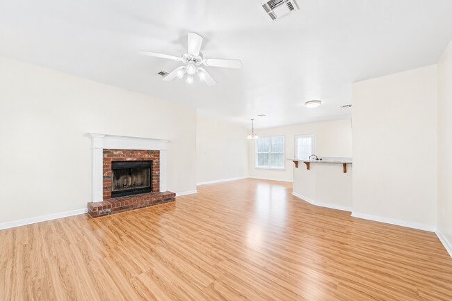 Building Photo - AVAILABLE AUGUST 5TH; APPLY AT OUR WEBSITE TODAY!!