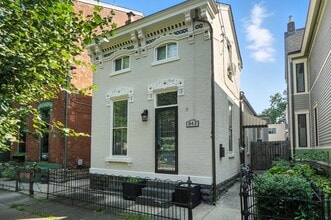 Building Photo - 843 Overton St