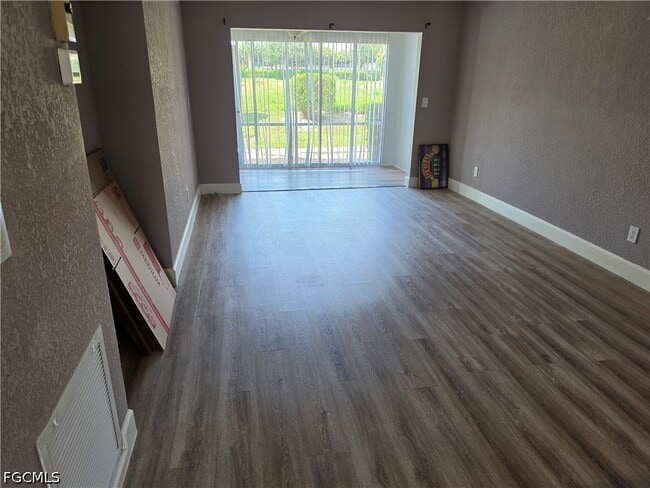 Building Photo - 16251 Dublin Cir