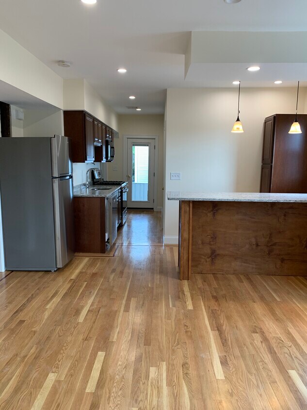 Foto principal - 28 Cherry St