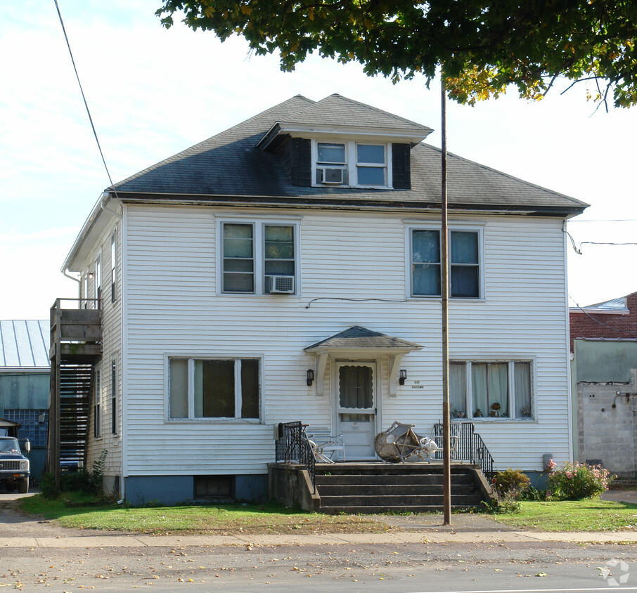 Building Photo - 648-650 W Main St