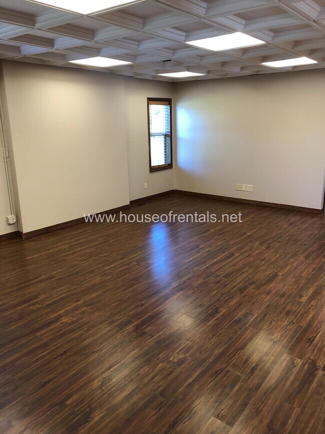Foto del edificio - 809 S Division St