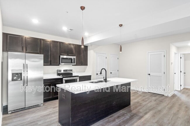 Foto del edificio - 229 C-208 E. Johnson Circle