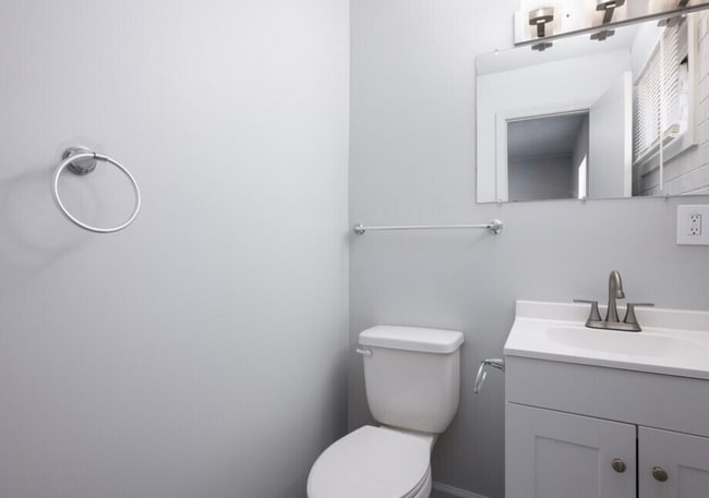 Interior Photo - Crestwood Gardens
