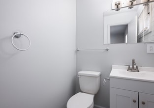 Interior Photo - Crestwood Gardens