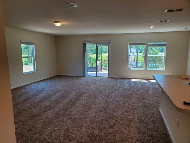Building Photo - Welcome to this beautiful 3-bedroom, 2-bat...