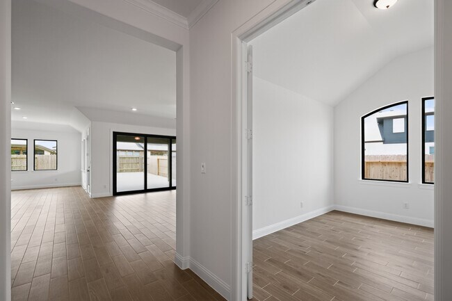 Foto del edificio - 16231 Sheridan River Trl