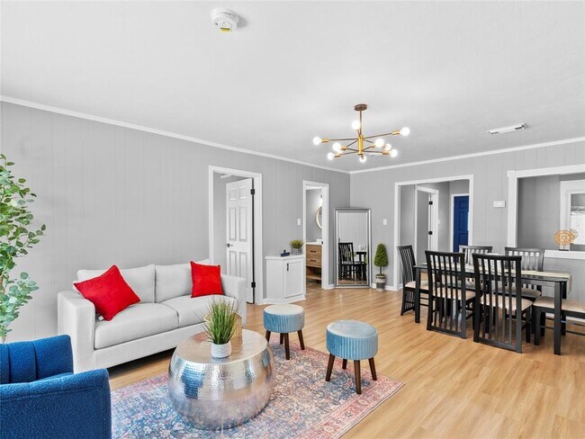 Foto del edificio - 207 Burgundy Ln