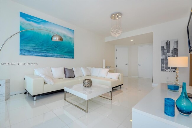 Building Photo - 18201 Collins Ave